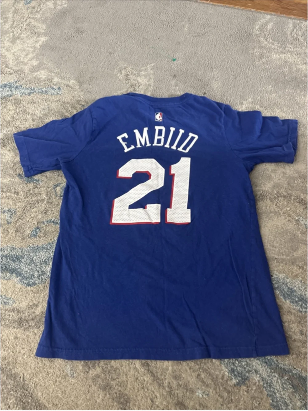Philadelphia 76ers Joel Embiid #21 The Nike Tee T-shirt Youth M 10-12